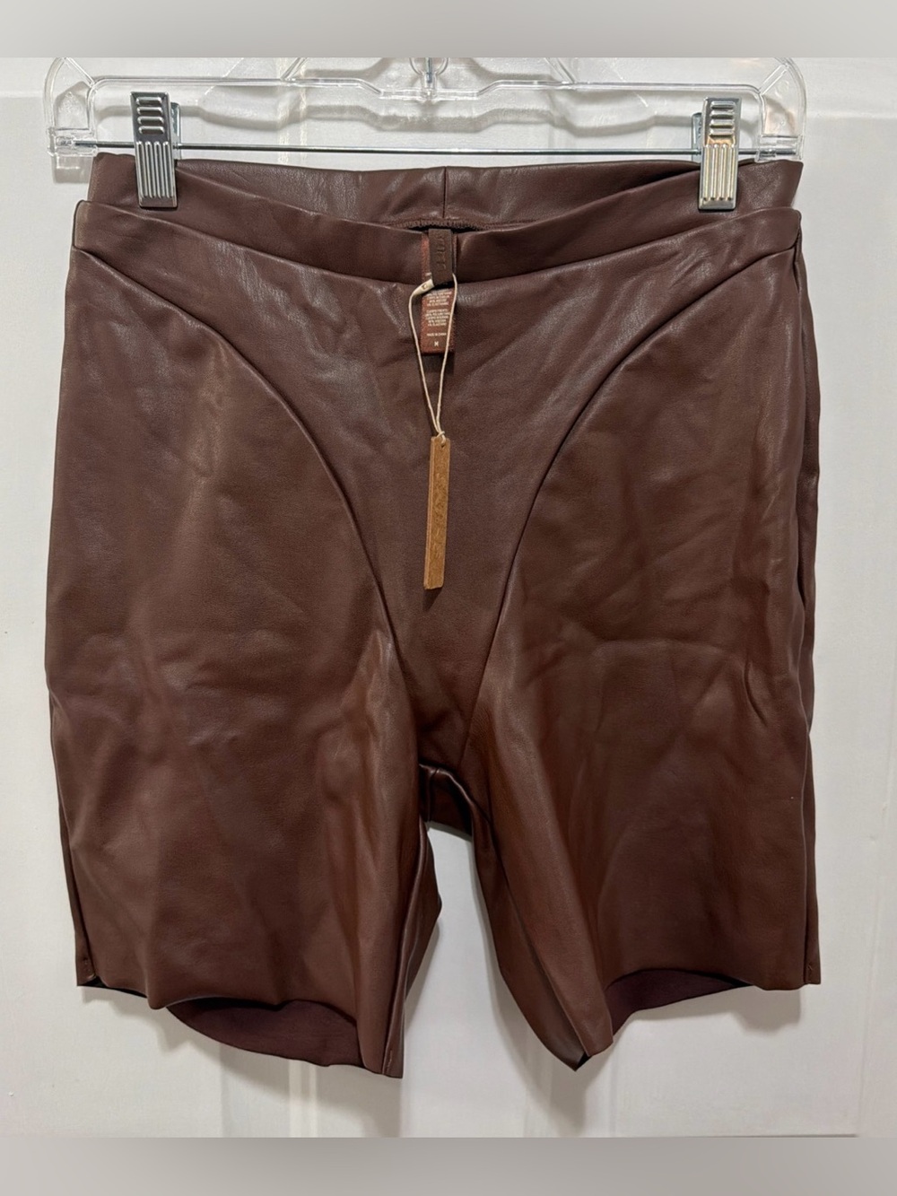 NWT Skims Faux Leather Shorts Womens Cocoa Brown AP-BKS-1030 Biker High Rise M